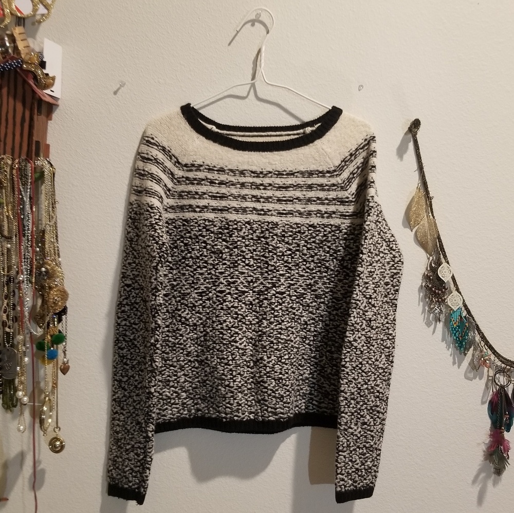 Lou & Grey Black & White Sweater